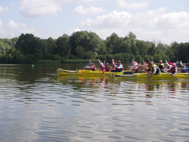  Aventura en grupo en canoa